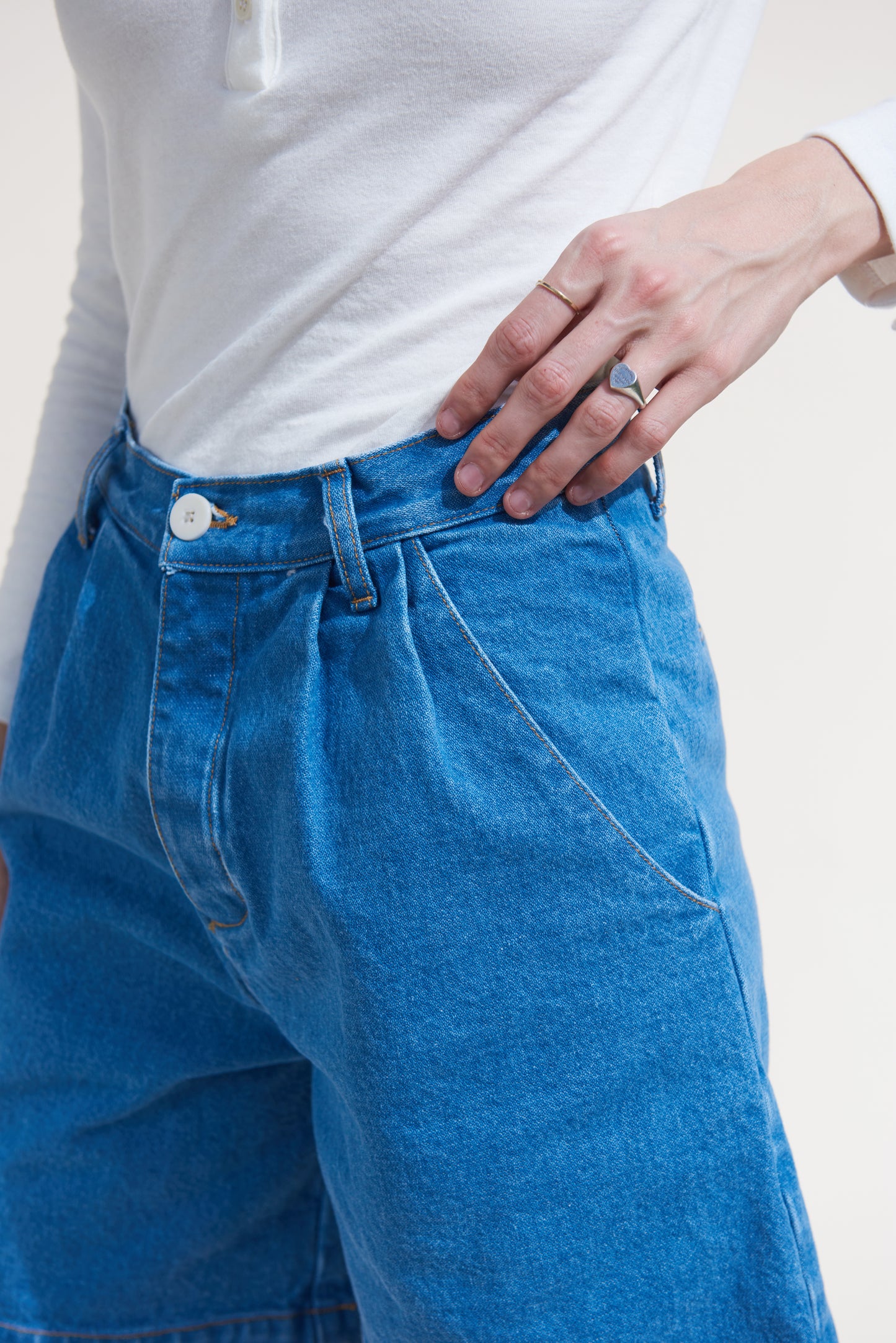 Thea Short - Denim Saddle Wash
