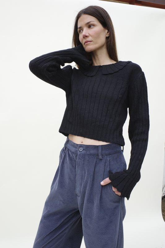 Petal Collar Jumper - Noir
